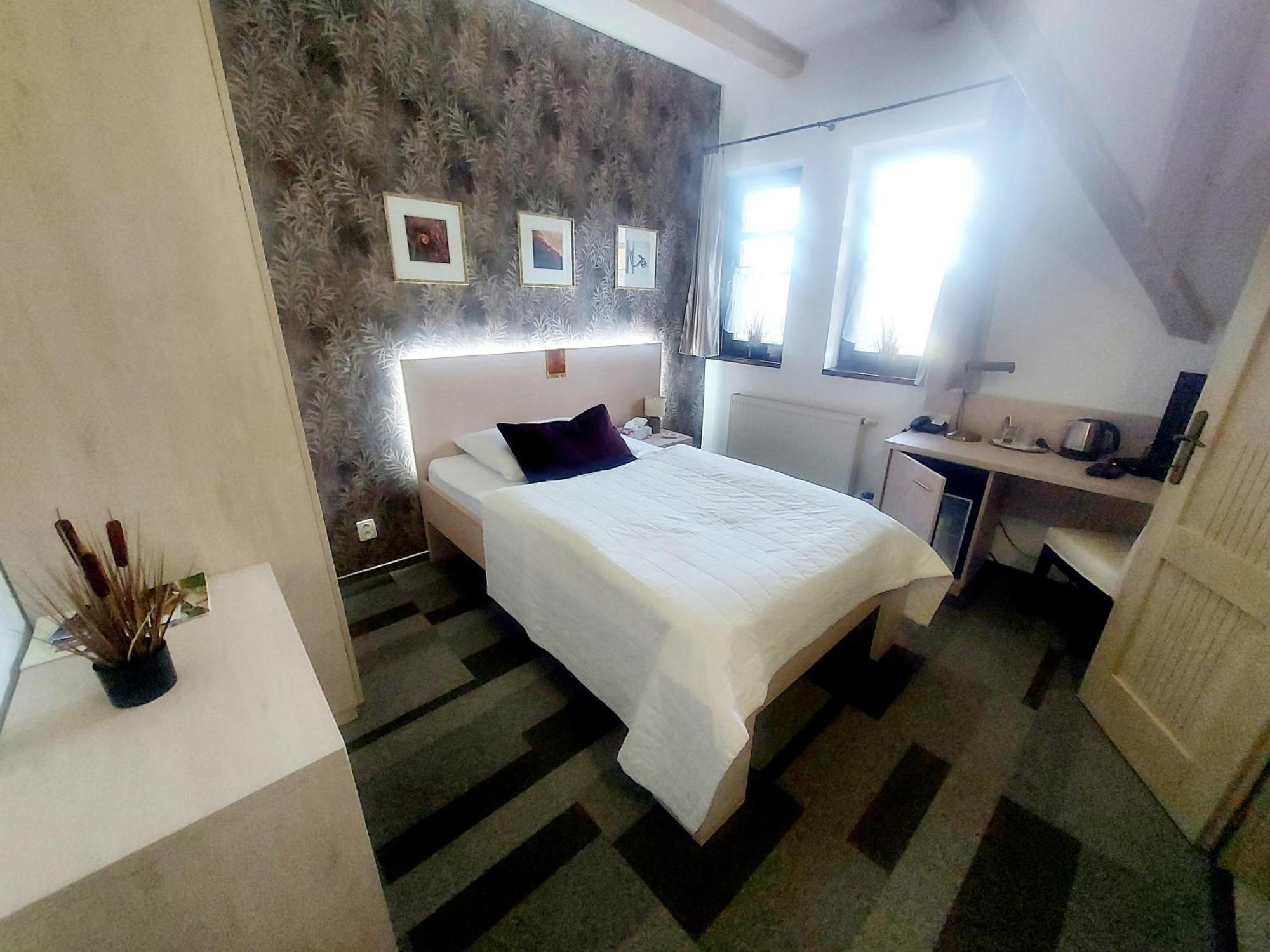Hotel Slameny Dom & Spa Malá Ida Rom bilde