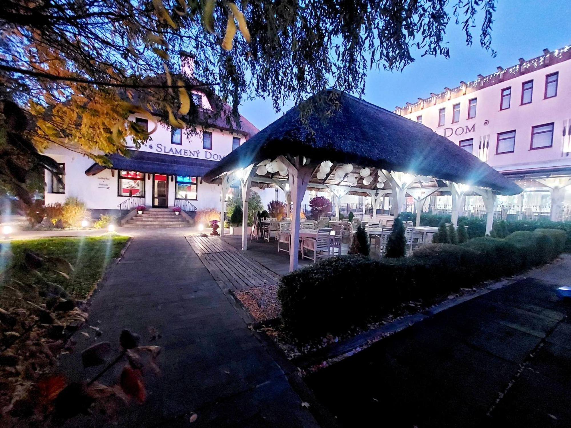 Hotel Slameny Dom & Spa Malá Ida Eksteriør bilde